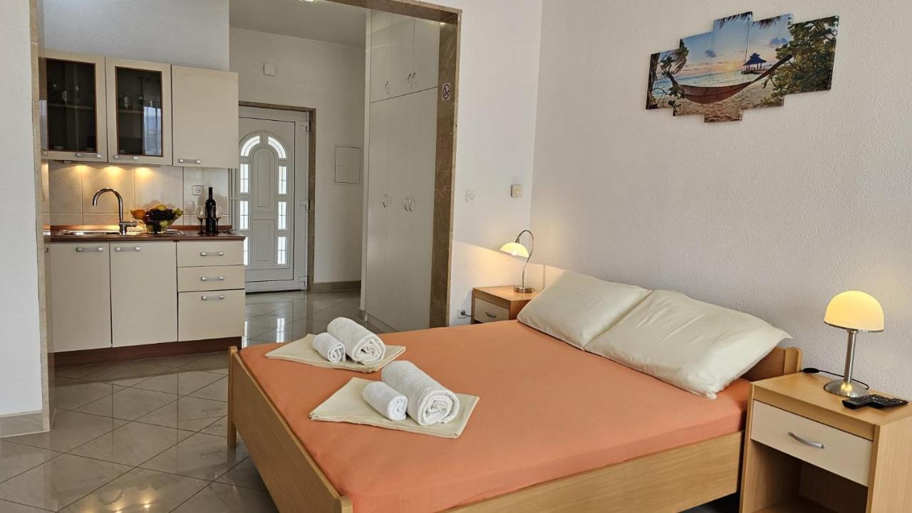 Apartmani Barnjak Trogir Exterior photo